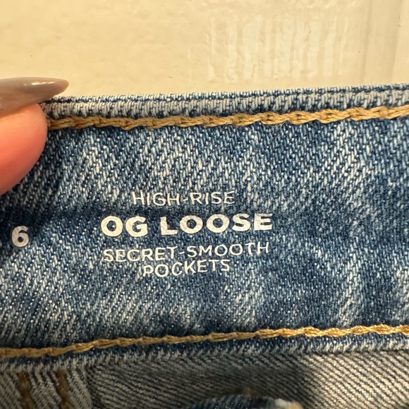 Old Navy High Rise OG Loose Secret-Smooth Pockets Medium Wash Jeans Size 6 - Picture 10 of 14